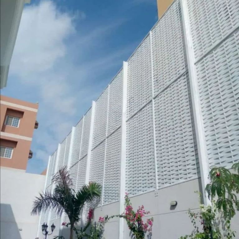 سواتر حديد